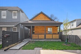 Building Photo - 2728 Holly St