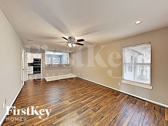 Foto del edificio - 626 Warren St