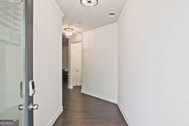 Building Photo - 112 Davina Dr