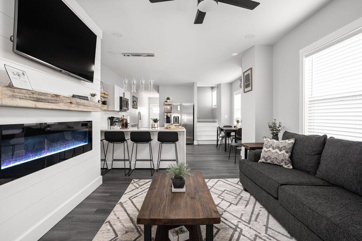 Foto principal - 2838 N Washington Blvd