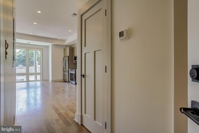 Foto del edificio - 3522 12th St NE