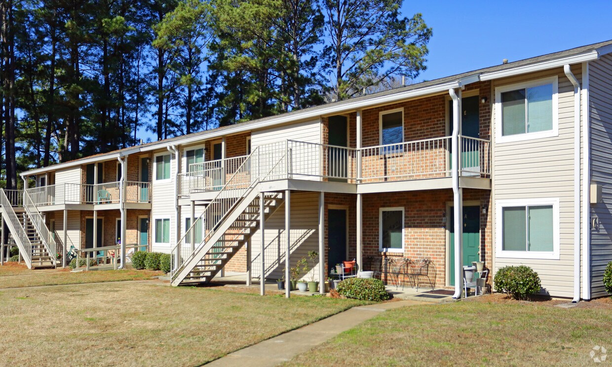 Foto principal - Normandale Apartments