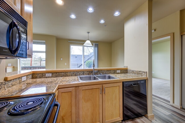 Building Photo - Capitol Steps