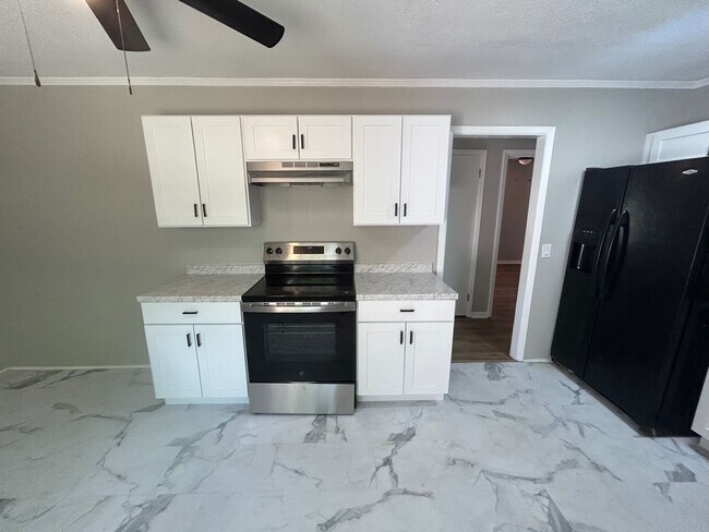 Foto del edificio - 4539 Bluff Rd
