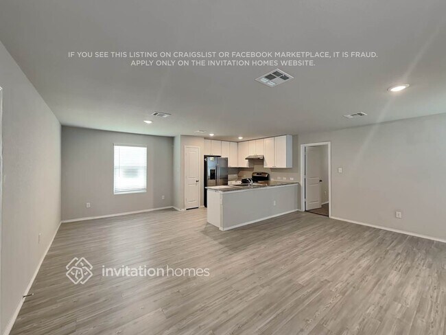 Foto del edificio - 7218 Lincoln Trce