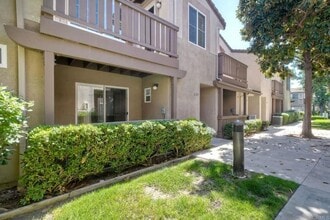 Building Photo - 6125 Paseo Ensillar