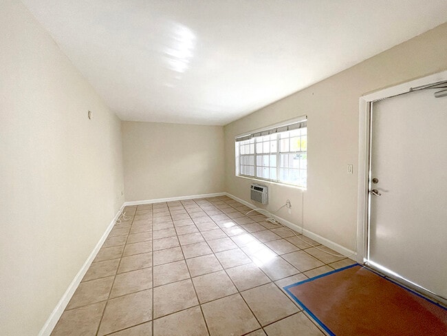 Building Photo - 6565 Santona St