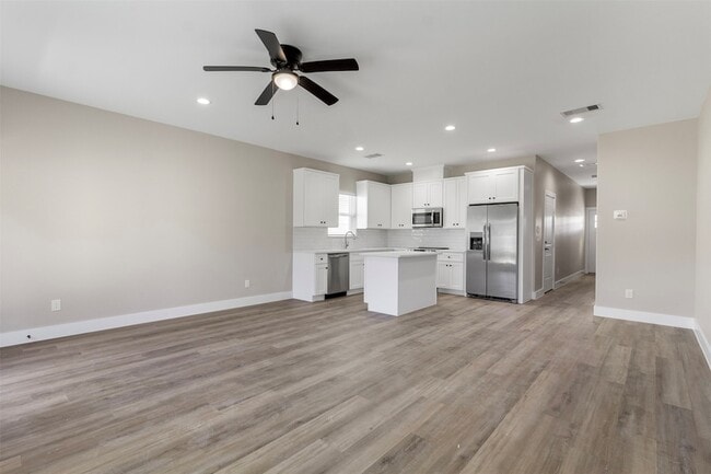 Foto del edificio - 3150 S Cleveland St