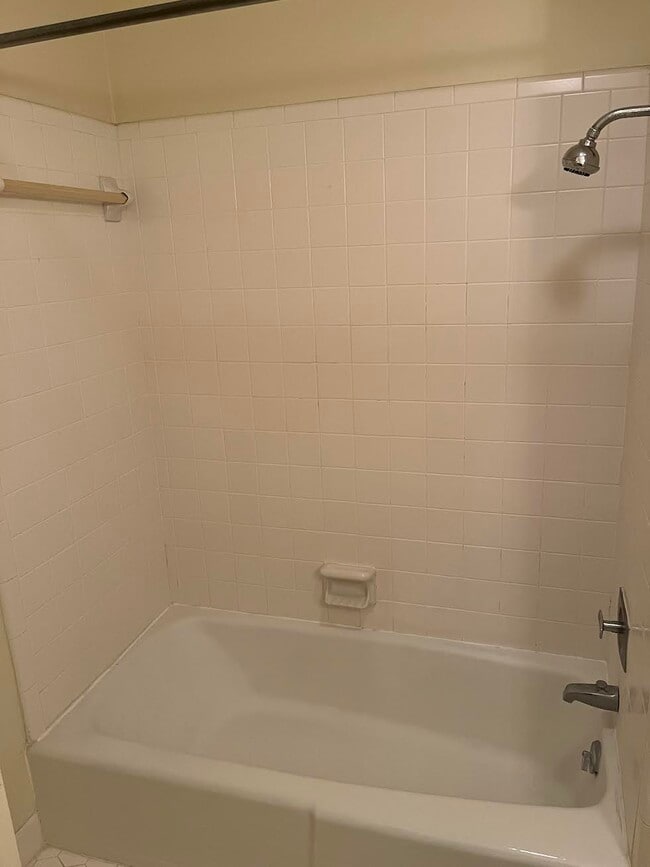 Building Photo - 109 West Blythe Circle-Rare Opening-55+ ov...