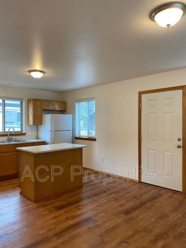 5891 Cedar St Unit 101, Ferndale, WA 98248 Condo for Rent in Ferndale, WA