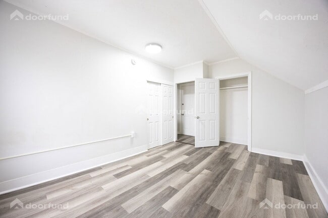 Building Photo - 3 Lyman St