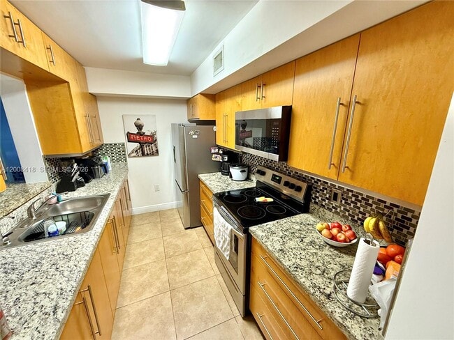 Foto del edificio - 10440 SW 156th Ct
