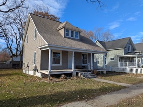 Building Photo - 518 N Hanover St