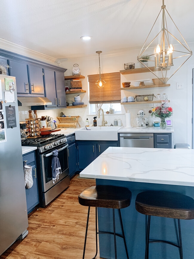 Photo - 178 Westwood Cir House