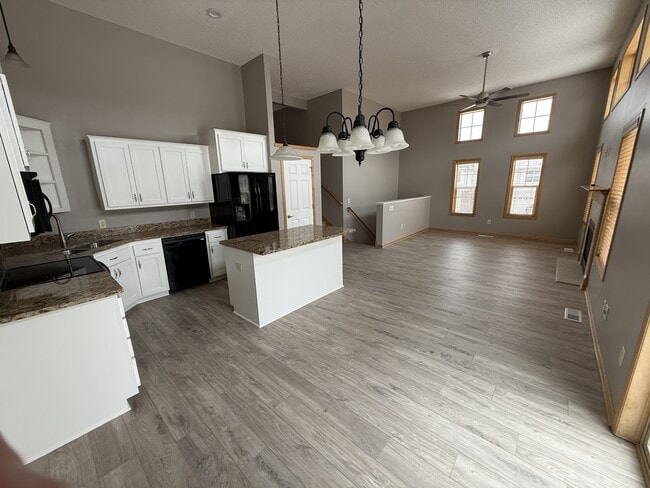 Building Photo - 11615 Prospect Curve