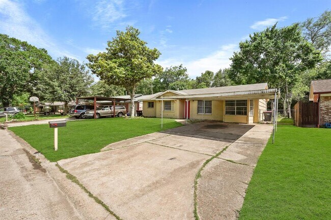 Foto del edificio - 3714 Orange Grove Dr