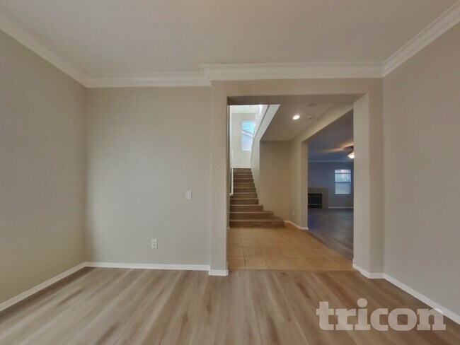 Foto del edificio - 33558 Iris Ln