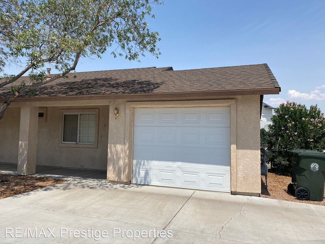 2 br, 2 bath House 3354 Armour 1 House for Rent in Kingman, AZ