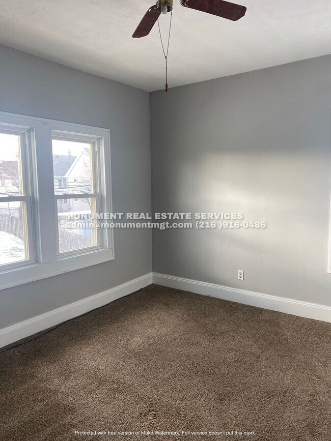 Foto del edificio - 3618 Menlo Road