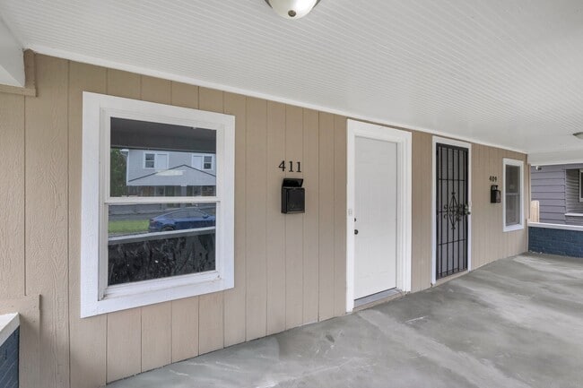 Foto del edificio - 409 N Oakland Ave