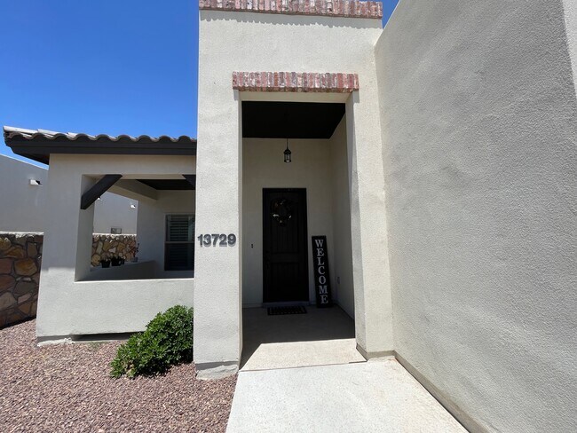 Foto del edificio - 13729 Brandsby Ave