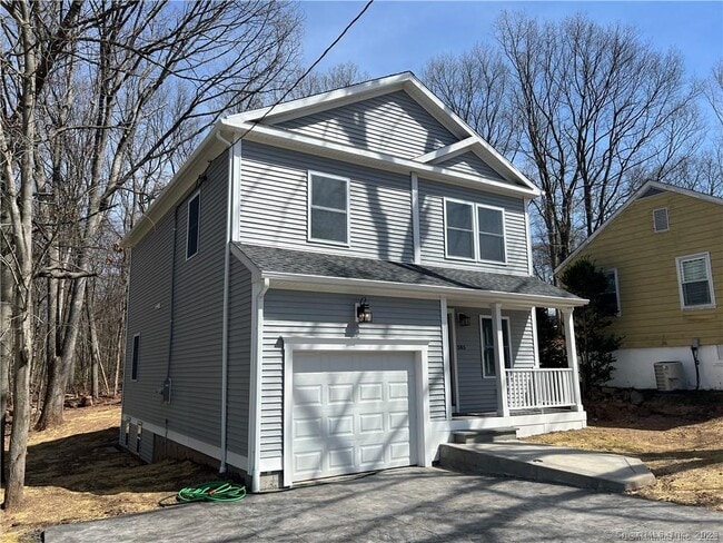 Building Photo - 585 Laurel St
