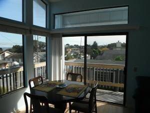 Foto del edificio - 671 Lily St