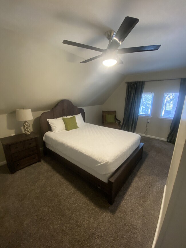 Foto del edificio - 1060 Sonora Ave