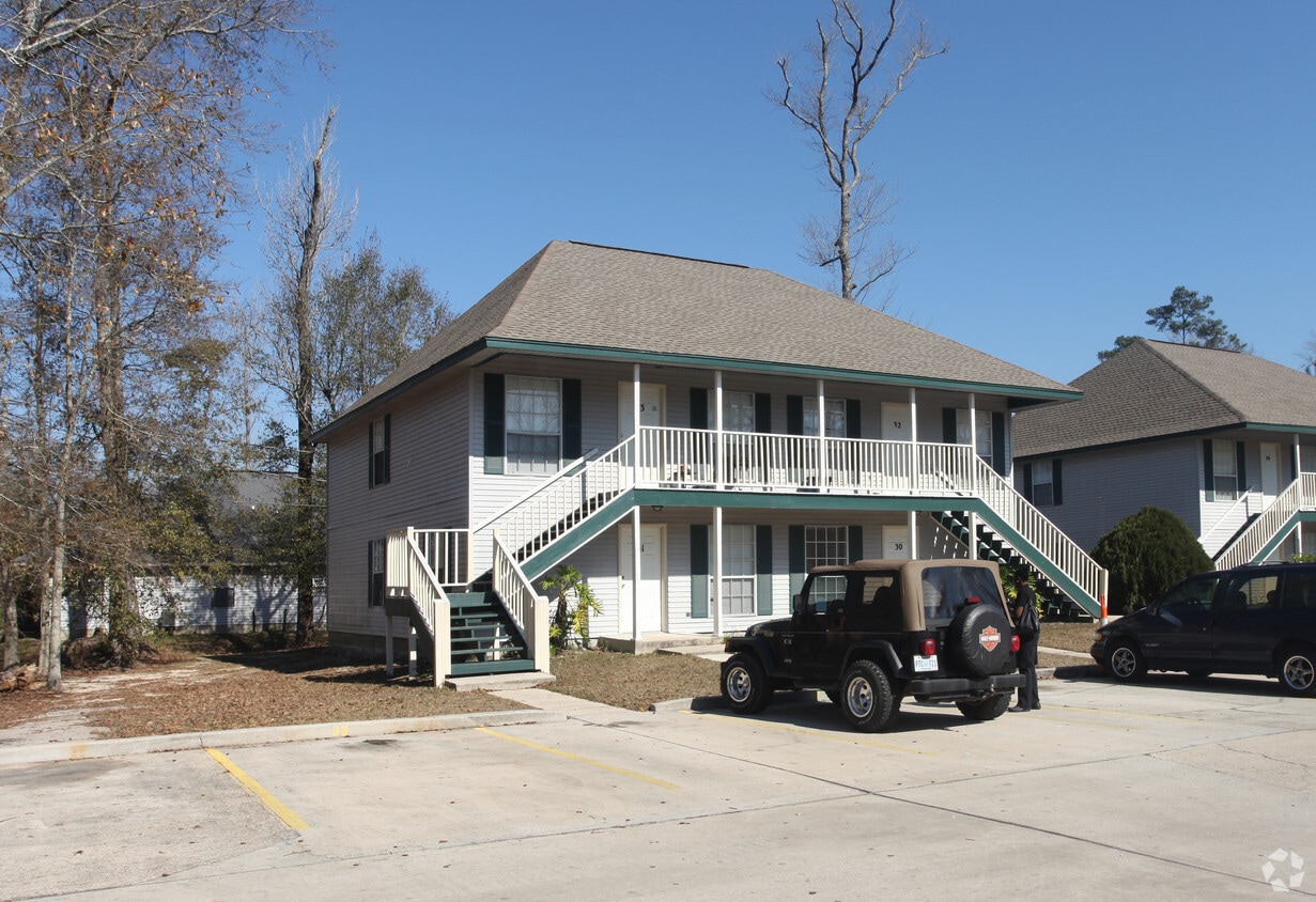 Berkley Apartments - 4