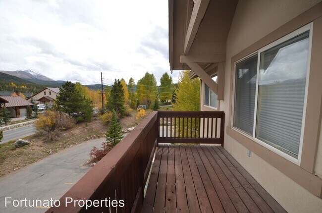 Building Photo - 2 br, 2 bath House - 1625 Airport Rd. Unit 2