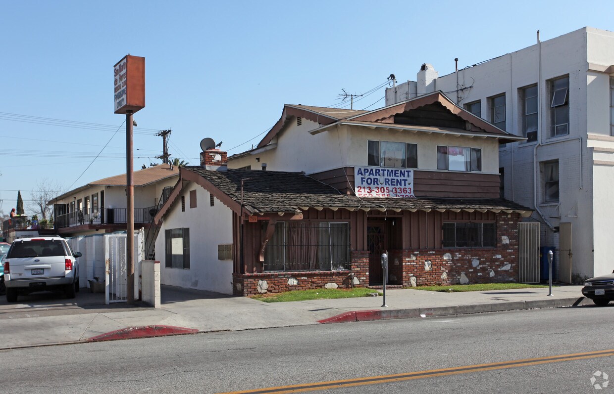 Primary Photo - 7144 Seville Ave
