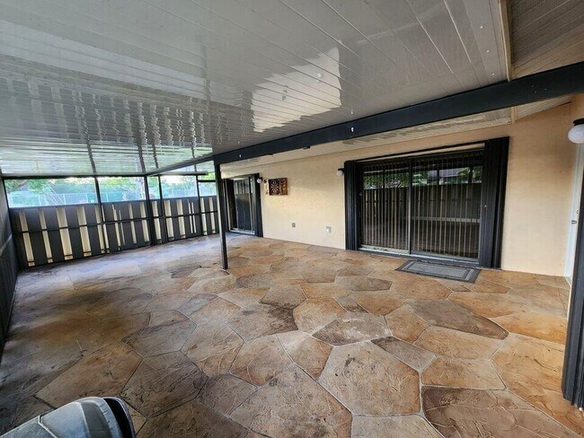 Foto del edificio - 8074 Ambach Way