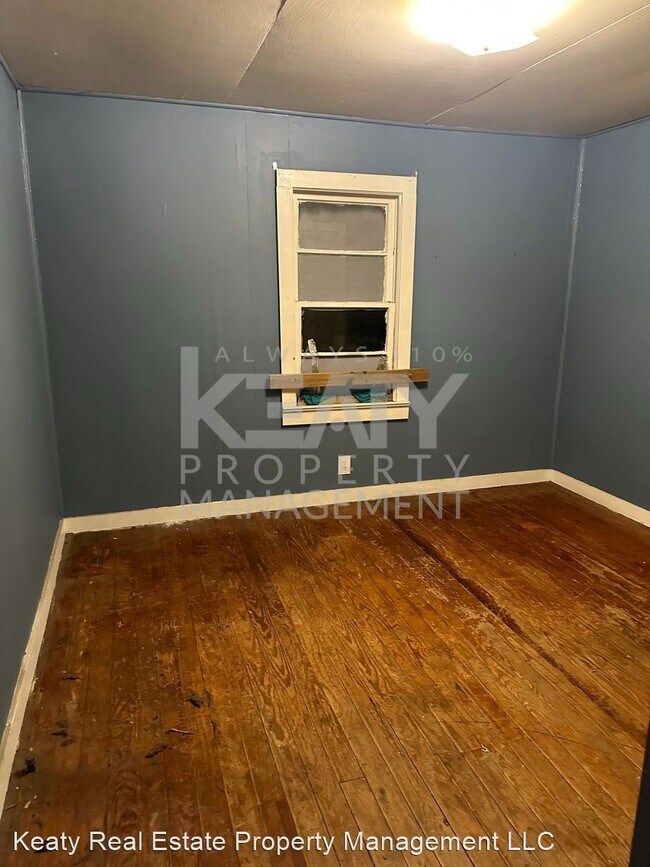 Building Photo - 2 br, 1 bath House - 427 South Avenue O