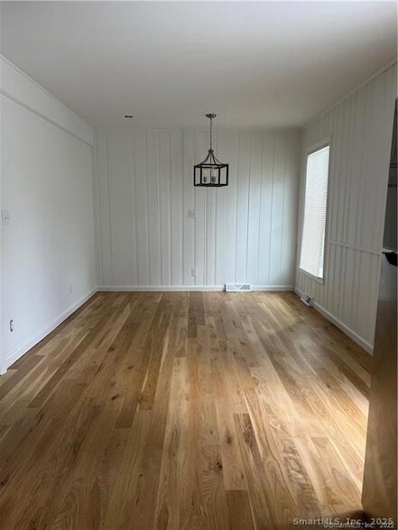 Foto del edificio - 144 Rakoczy Ave