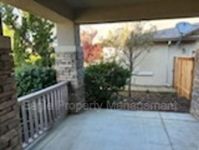 Building Photo - 1040 Callander Way