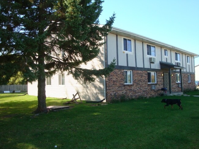 Primary Photo - 633 Kellogg Ave