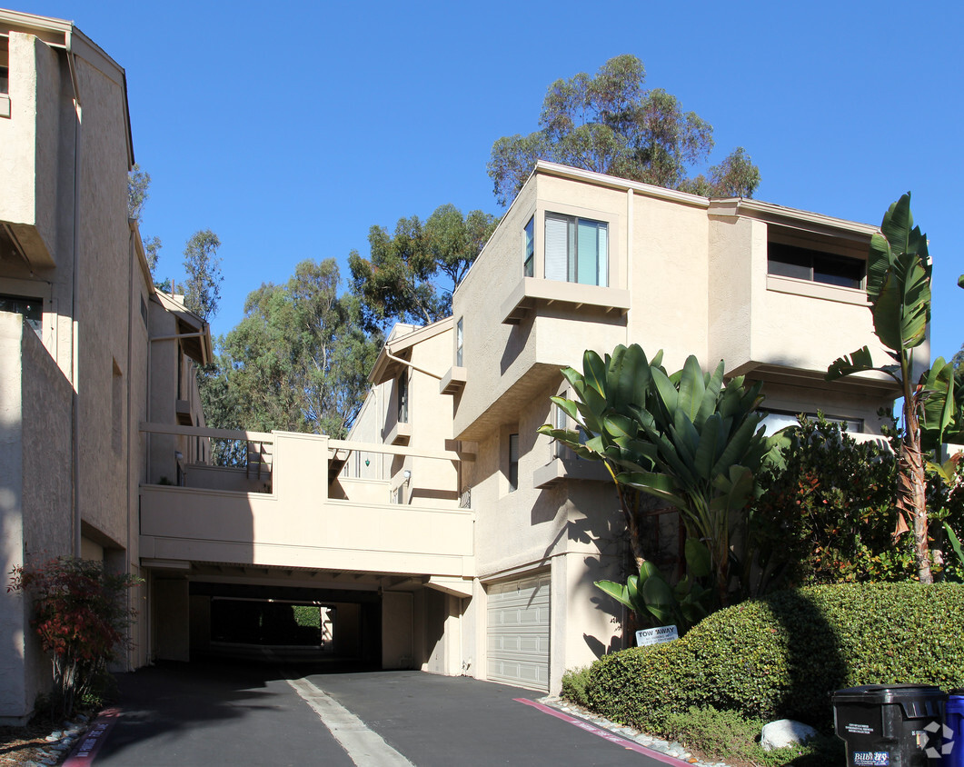 Foto del edificio - La Jolla Village Southpointe