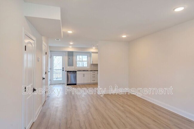 Foto del edificio - 253 Stribling Ave