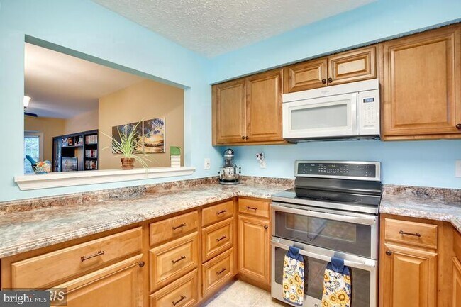 Building Photo - 3639 Buckeye Ct