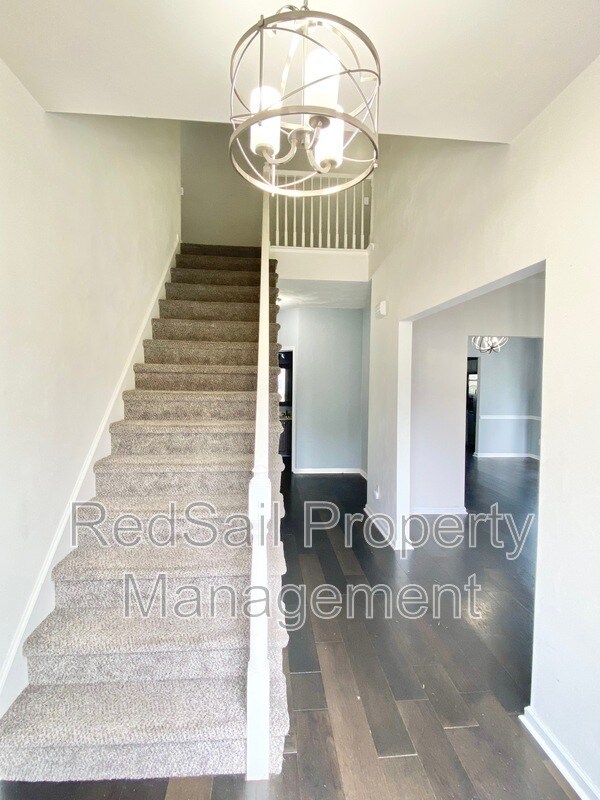 Foto del edificio - 913 Foxboro Dr