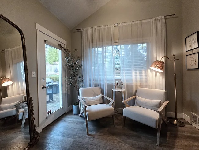 Foto del edificio - 7150 SW Linette Way