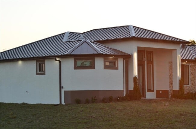 Foto del edificio - 2416 Diplomat Pkwy W