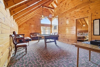Building Photo - 1115 Towering Oaks Dr