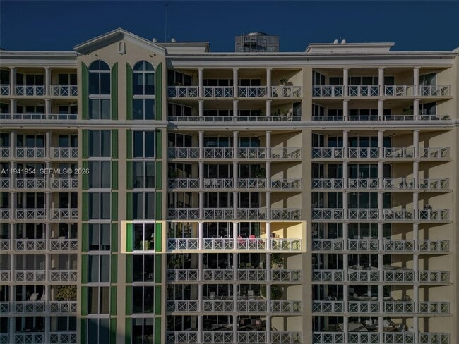 Foto del edificio - 430 Grand Bay Dr
