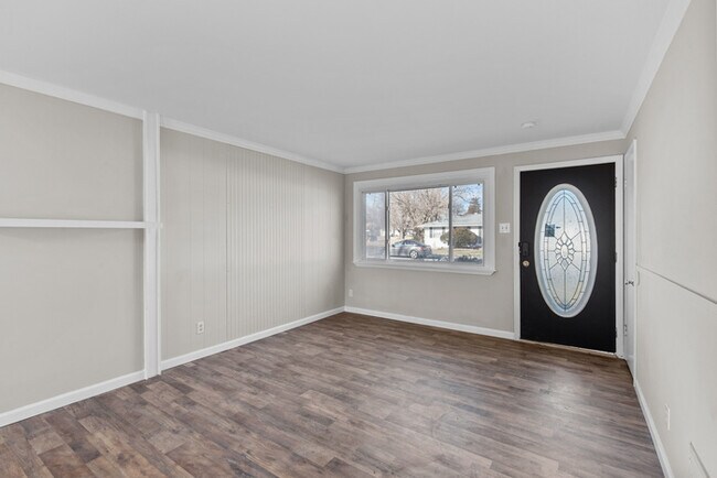 Building Photo - Complete Renovation