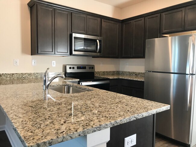 Building Photo - 8079 Logan Dr