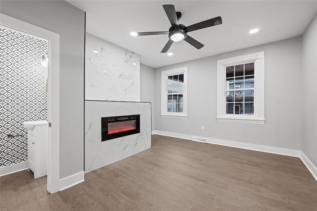 Building Photo - 1206 Linden Pl