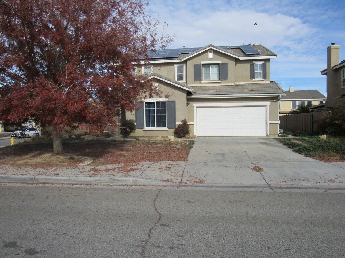 Primary Photo - (APPLICATION PENDING) Large East Lancaster...