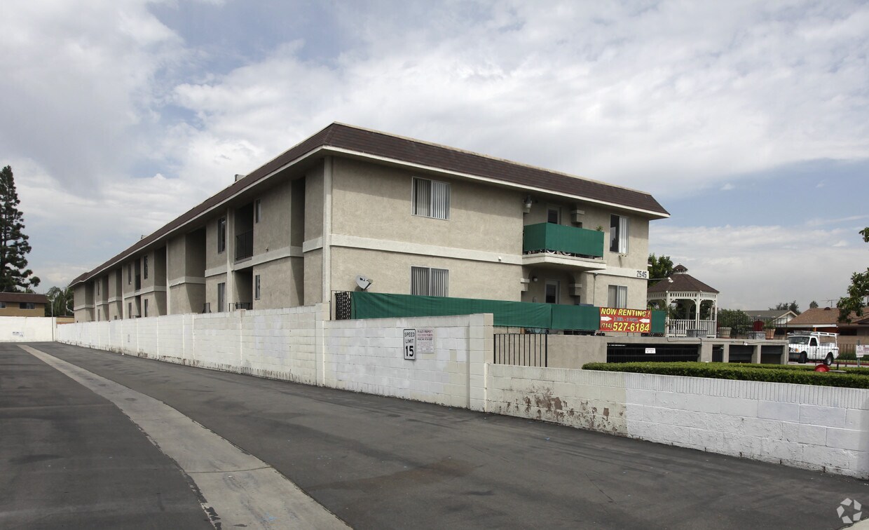 Foto del edificio - Wildwood Apartments