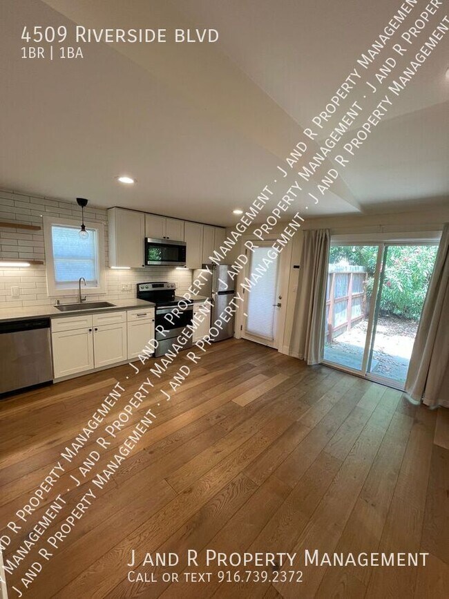 Foto del edificio - 4509 Riverside Blvd